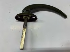 Poignée de porte avant exterieur (cc909236)