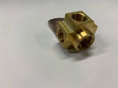 Raccord frein 4 voies maitre cylindre (Cc921828)