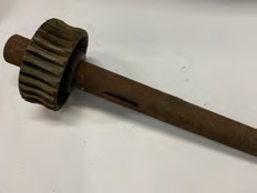 Couronne Bronze NOS avec axe (cc926774)