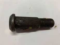 Goujons moyeu arrière gauche Banjo non démontable (gm3660031)