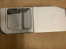 Passage de roue arrière droit Ford (woa2772f)