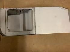 Passage de roue arrière gauche Ford (woa2771f)