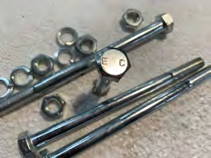 Boulons fixation pare choc EC jeu de 4 pieces