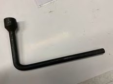 Clé de roue (gpw17033)