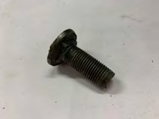 Vis assemblage jante de combat (woa5470)