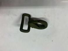 Crochet sangle sécurité avec insigne