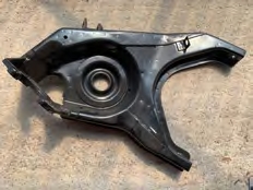 Triangle suspension arrière droit